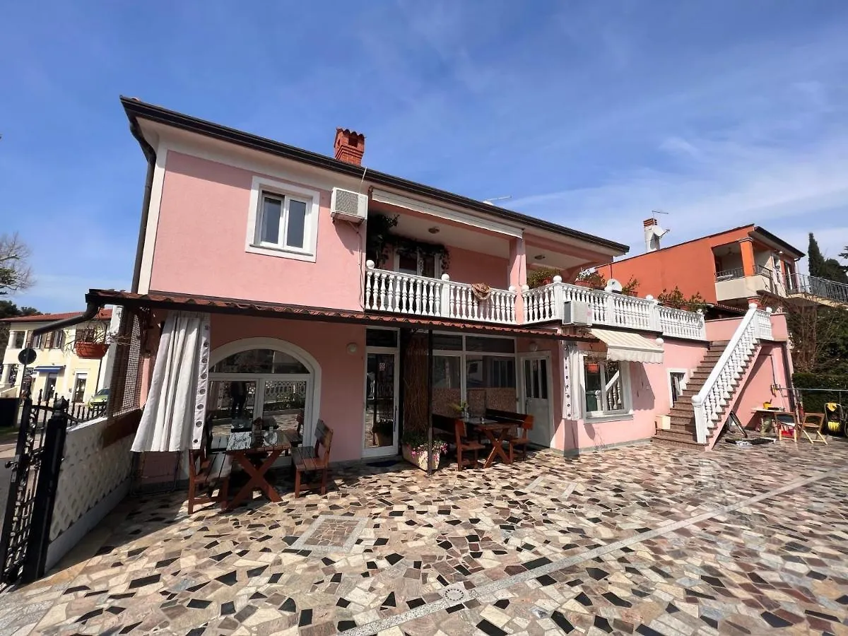 Apartments Tereza Novigrad  Croatia