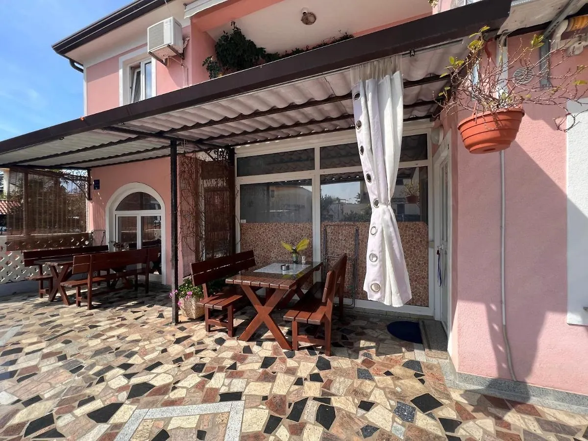 Apartments Tereza Novigrad Istria