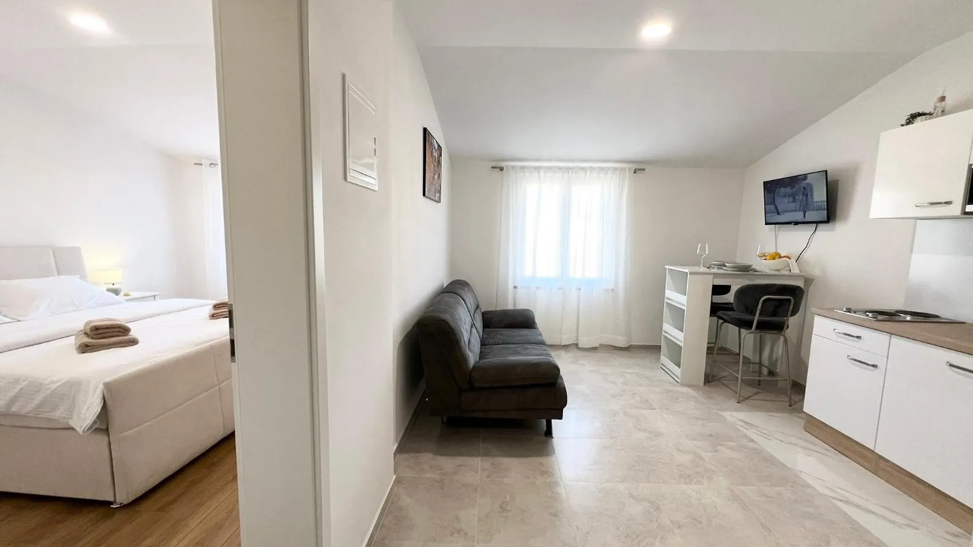 Apartments Tereza Novigrad  0*, Novigrad (Istria)