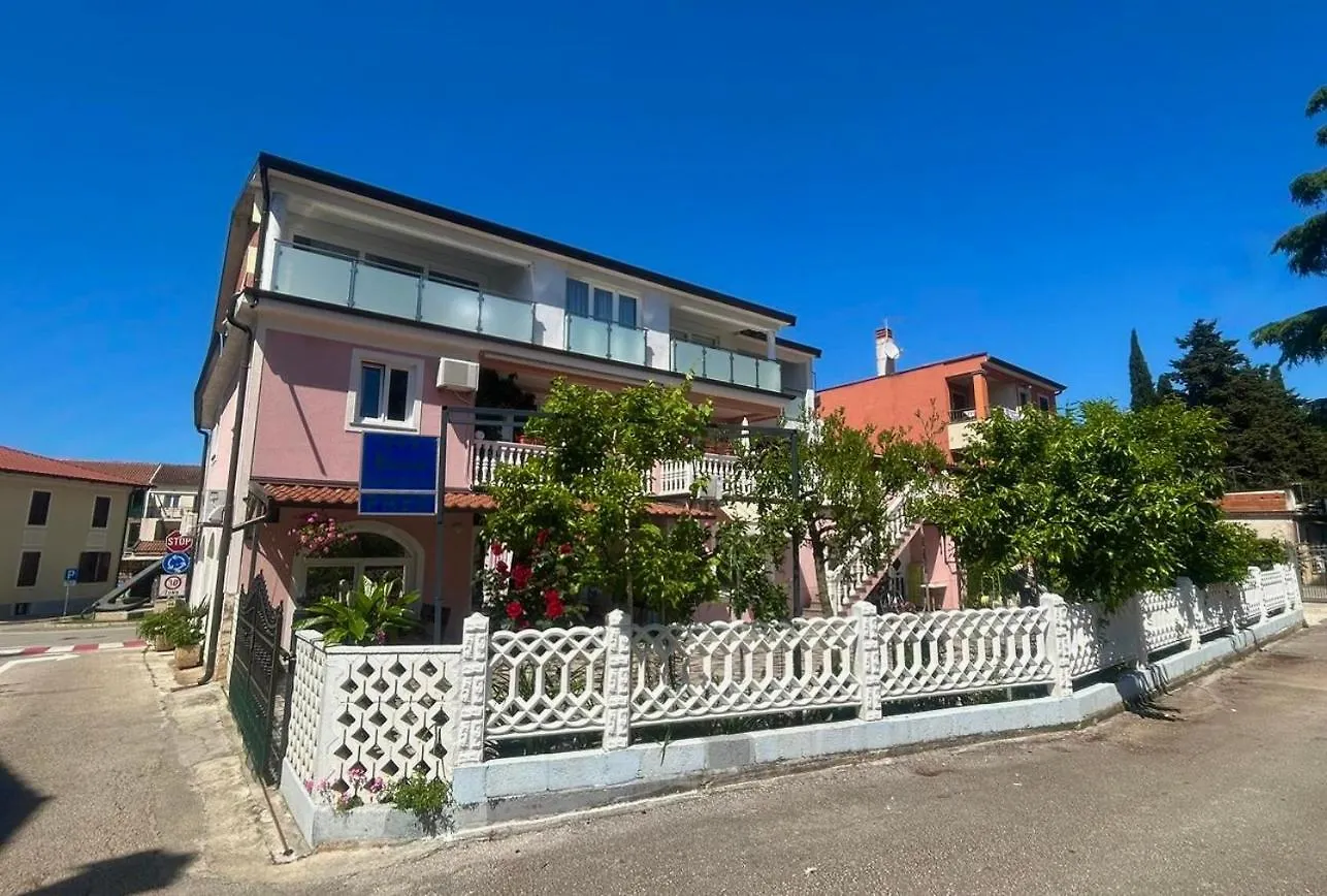 Apartments Tereza Novigrad Istria