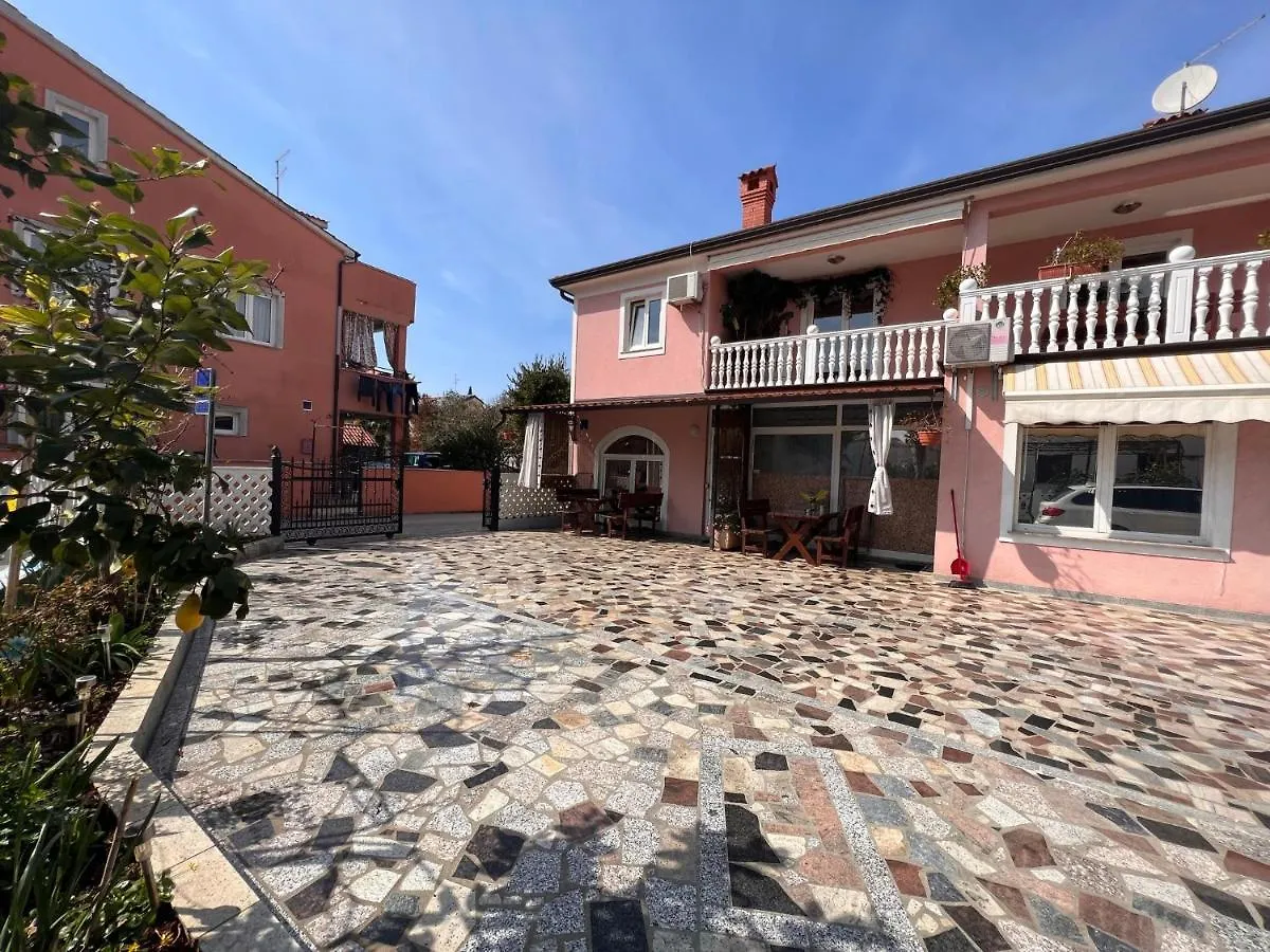 Apartments Tereza Novigrad