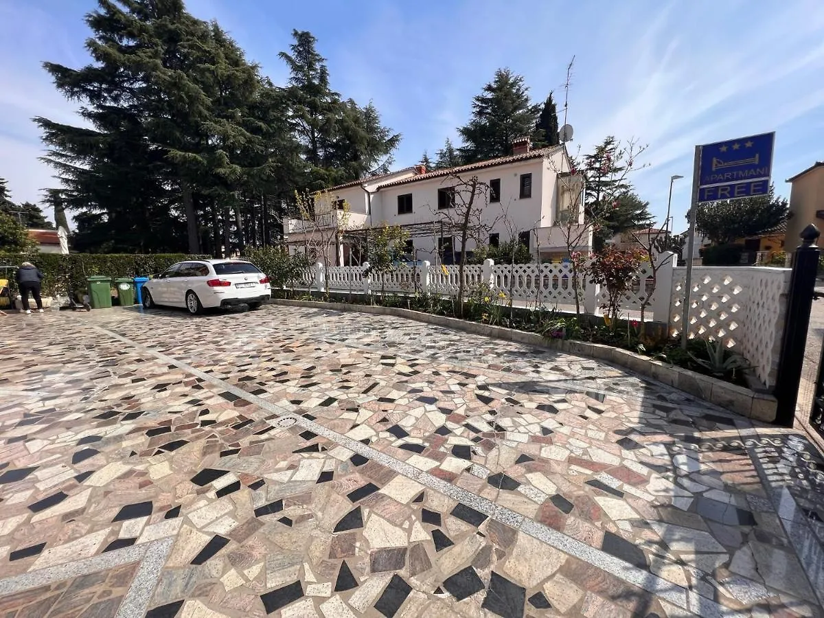 Apartments Tereza Novigrad  Croatia